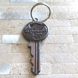 Vintage Colorado Souvenir Key Ring in the Shape of a Key All Metal